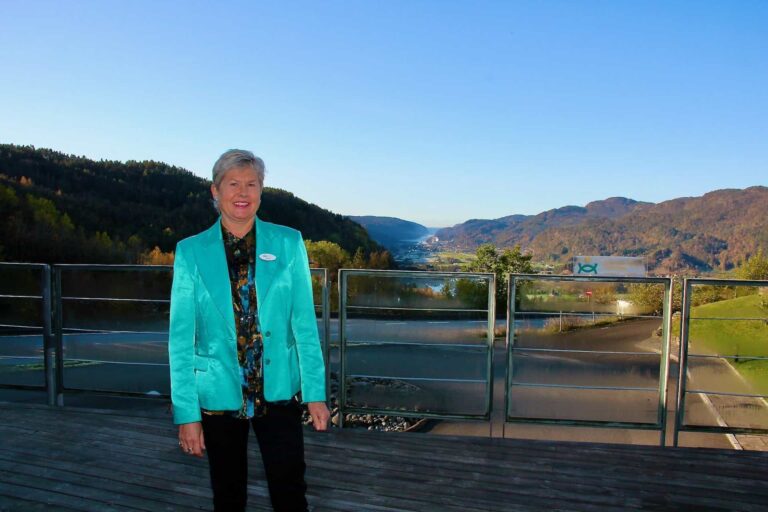 – Jeg har lyst til å være det eneste hotellet i Norge som har en turkis hoveddør!